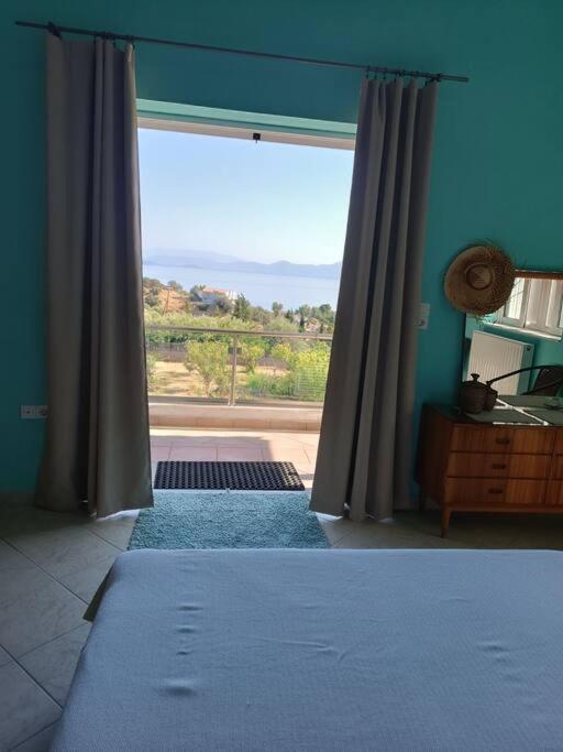 Ολόκληρος Όροφος Αγροτική Οικία Appartement Néos Pírgos Buitenkant foto